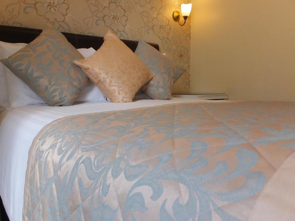 Holmlea Guest House Exclusively For Adults ウィンダミア エクステリア 写真